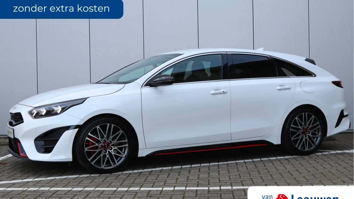Kia ProCeed 1.6 T-GDi GT | JBL | Camera | Voorruitverwarming | Keyless | ACC — foto 1