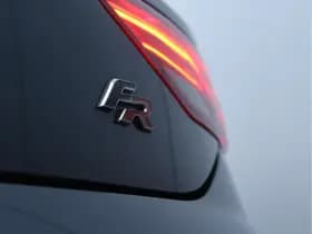 SEAT Leon 2.0 TSI FR Business Intense | Virtual | Trekhaak | Stoelverwarming thumbnail 15