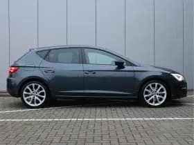 SEAT Leon 2.0 TSI FR Business Intense | Virtual | Trekhaak | Stoelverwarming thumbnail 18