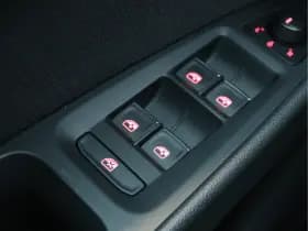 SEAT Leon 2.0 TSI FR Business Intense | Virtual | Trekhaak | Stoelverwarming thumbnail 26