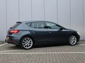 SEAT Leon 2.0 TSI FR Business Intense | Virtual | Trekhaak | Stoelverwarming thumbnail 5