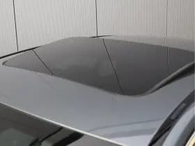 Mercedes-Benz C-Klasse 180 AMG-line | Schuifdak | Sfeerverlichting | Multibeam thumbnail 11