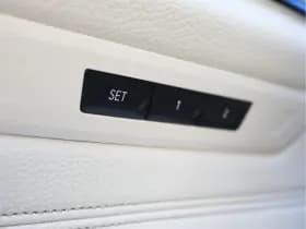 BMW 5 Serie Touring 530e M-sport | Trekhaak | Pano | H&K | Head-up | Org. NL thumbnail 43