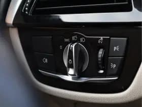 BMW 5 Serie Touring 530e M-sport | Trekhaak | Pano | H&K | Head-up | Org. NL thumbnail 44