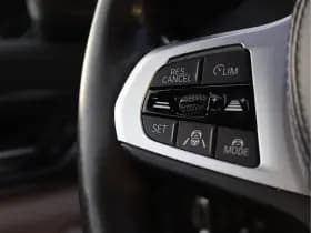 BMW 5 Serie Touring 530e M-sport | Trekhaak | Pano | H&K | Head-up | Org. NL thumbnail 49