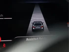 BMW 5 Serie Touring 530e M-sport | Trekhaak | Pano | H&K | Head-up | Org. NL thumbnail 55