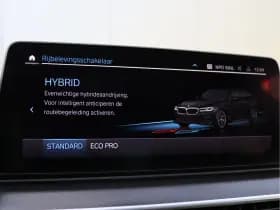 BMW 5 Serie Touring 530e M-sport | Trekhaak | Pano | H&K | Head-up | Org. NL thumbnail 77