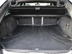 BMW 5 Serie Touring 530e M-sport | Trekhaak | Pano | H&K | Head-up | Org. NL thumbnail 96