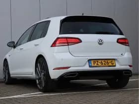 Volkswagen Golf 1.0 TSI Highline R-line | Panoramadak | Camera | Virtual | LED thumbnail 19
