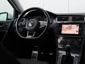 Volkswagen Golf 1.0 TSI Highline R-line | Panoramadak | Camera | Virtual | LED thumbnail 22