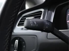 Volkswagen Golf 1.0 TSI Highline R-line | Panoramadak | Camera | Virtual | LED thumbnail 35