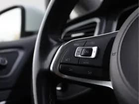 Volkswagen Golf 1.0 TSI Highline R-line | Panoramadak | Camera | Virtual | LED thumbnail 37