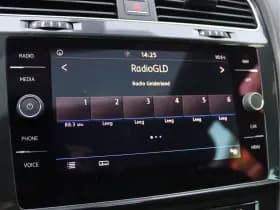 Volkswagen Golf 1.0 TSI Highline R-line | Panoramadak | Camera | Virtual | LED thumbnail 45