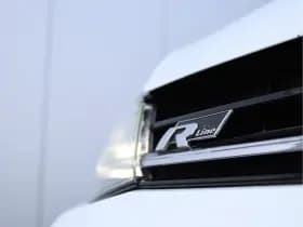 Volkswagen Golf 1.0 TSI Highline R-line | Panoramadak | Camera | Virtual | LED thumbnail 10