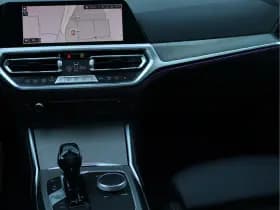 BMW 3-serie 330e M-sport | Schuifdak | Leder | Laser | 88,6% SOH | Org. NL thumbnail 27