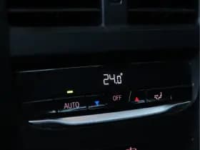 BMW 3-serie 330e M-sport | Schuifdak | Leder | Laser | 88,6% SOH | Org. NL thumbnail 33