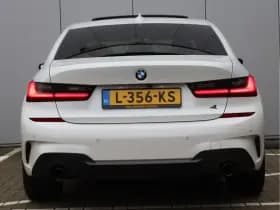 BMW 3-serie 330e M-sport | Schuifdak | Leder | Laser | 88,6% SOH | Org. NL thumbnail 8