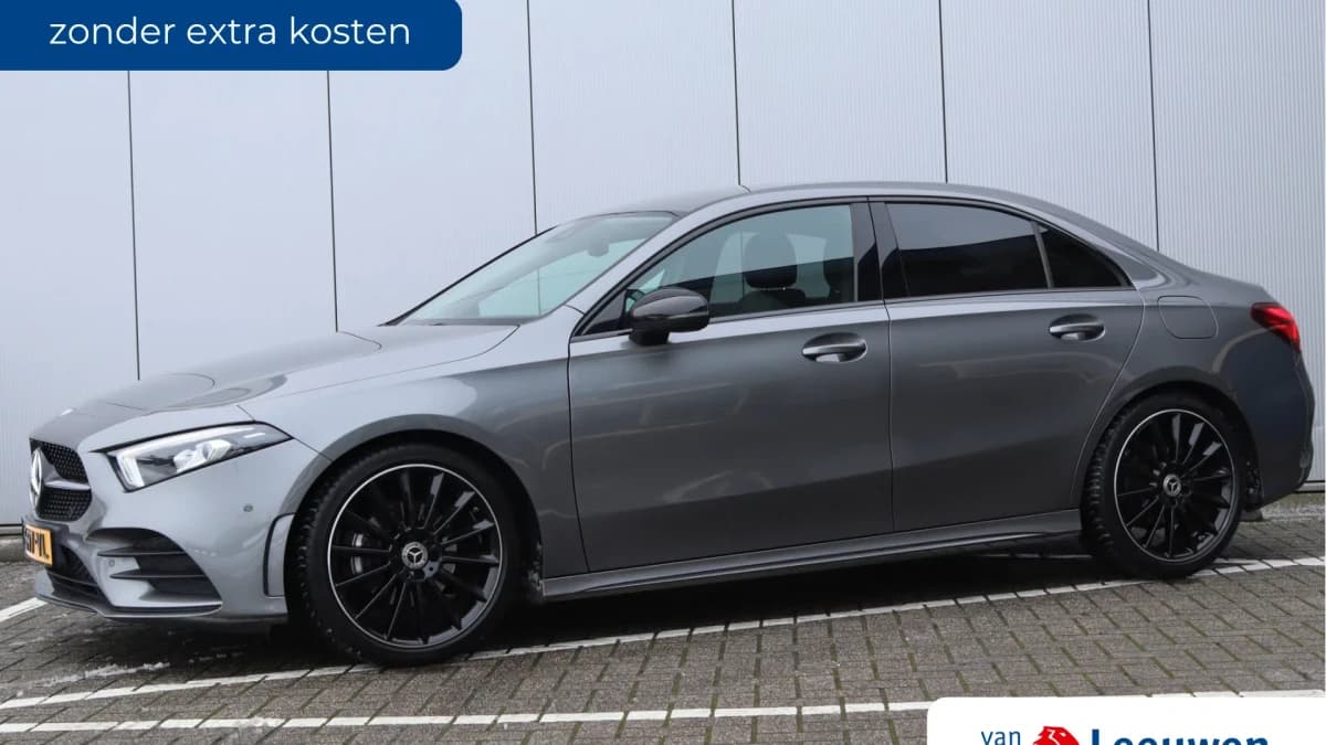 Mercedes-Benz A-Klasse 180 AMG-Line | Sfeerverlichting | Widescreen — foto 1