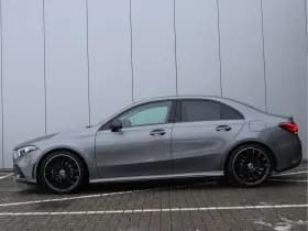Mercedes-Benz A-Klasse 180 AMG-Line | Sfeerverlichting | Widescreen thumbnail 16