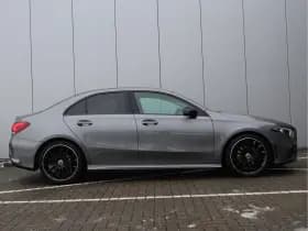 Mercedes-Benz A-Klasse 180 AMG-Line | Sfeerverlichting | Widescreen thumbnail 17
