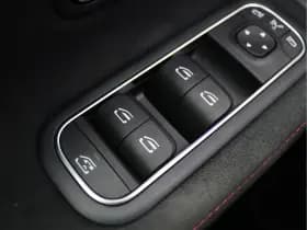 Mercedes-Benz A-Klasse 180 AMG-Line | Sfeerverlichting | Widescreen thumbnail 25