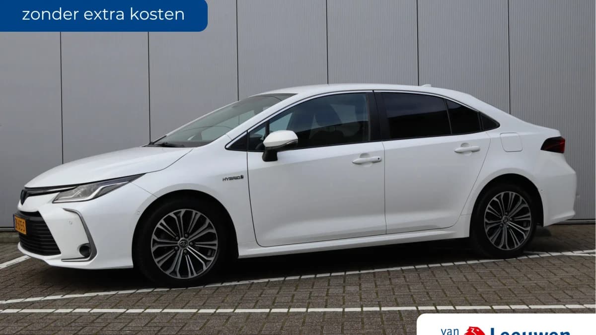 Toyota Corolla 1.8 Hybrid Style | Stoelverwarming | Camera | Navigatie | Org. NL — foto 1