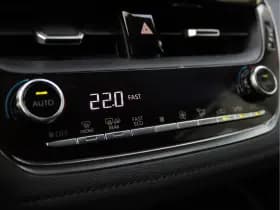 Toyota Corolla 1.8 Hybrid Style | Stoelverwarming | Camera | Navigatie | Org. NL thumbnail 46