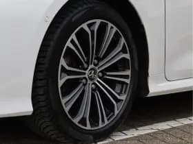 Toyota Corolla 1.8 Hybrid Style | Stoelverwarming | Camera | Navigatie | Org. NL thumbnail 10