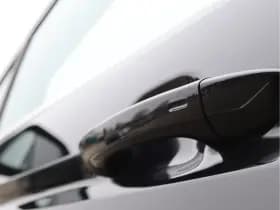 Volkswagen Touran 1.5 TSI Highline 7-zits | Panoramadak | Virtual | Keyless | ACC thumbnail 15