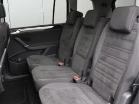 Volkswagen Touran 1.5 TSI Highline 7-zits | Panoramadak | Virtual | Keyless | ACC thumbnail 28