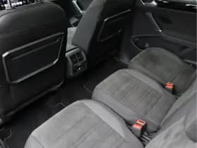 Volkswagen Touran 1.5 TSI Highline 7-zits | Panoramadak | Virtual | Keyless | ACC thumbnail 29