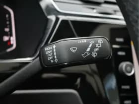 Volkswagen Touran 1.5 TSI Highline 7-zits | Panoramadak | Virtual | Keyless | ACC thumbnail 41