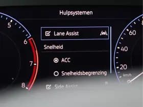 Volkswagen Touran 1.5 TSI Highline 7-zits | Panoramadak | Virtual | Keyless | ACC thumbnail 46