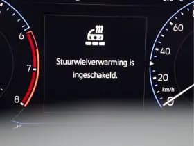 Volkswagen Touran 1.5 TSI Highline 7-zits | Panoramadak | Virtual | Keyless | ACC thumbnail 48