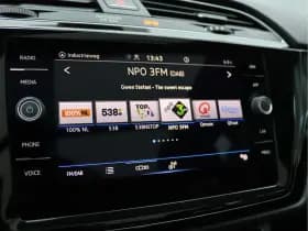 Volkswagen Touran 1.5 TSI Highline 7-zits | Panoramadak | Virtual | Keyless | ACC thumbnail 50