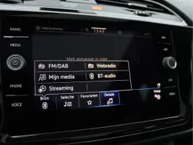 Volkswagen Touran 1.5 TSI Highline 7-zits | Panoramadak | Virtual | Keyless | ACC thumbnail 51