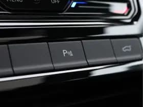 Volkswagen Touran 1.5 TSI Highline 7-zits | Panoramadak | Virtual | Keyless | ACC thumbnail 62