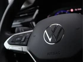 Volkswagen Touran 1.5 TSI Highline 7-zits | Panoramadak | Virtual | Keyless | ACC thumbnail 67