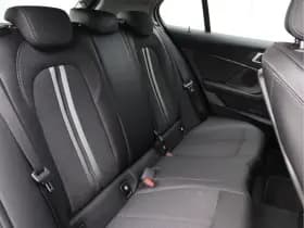 BMW 1-serie 118i Business Edition | Sportline | Navigatie | Sportstoelen | Org. NL thumbnail 20