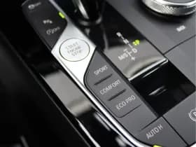 BMW 1-serie 118i Business Edition | Sportline | Navigatie | Sportstoelen | Org. NL thumbnail 45