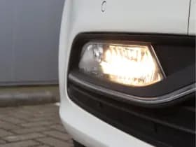 Volkswagen Polo 1.2 TSI Highline | Navigatie | LED | Stoelverwarming thumbnail 9