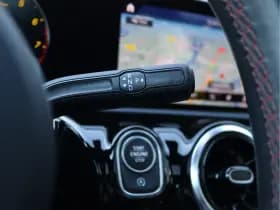 Mercedes-Benz A-Klasse 200 AMG-line | Panoramadak | Widescreen | Org. NL thumbnail 34