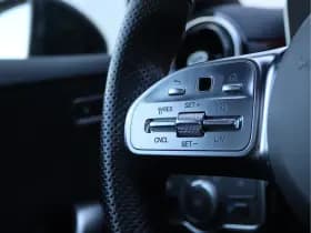 Mercedes-Benz A-Klasse 200 AMG-line | Panoramadak | Widescreen | Org. NL thumbnail 37