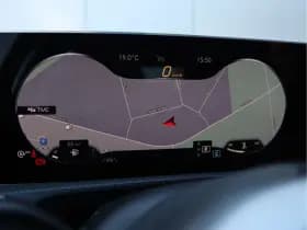 Mercedes-Benz A-Klasse 200 AMG-line | Panoramadak | Widescreen | Org. NL thumbnail 40