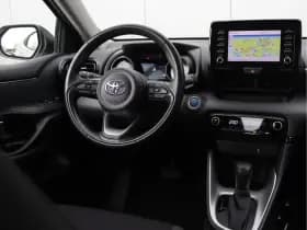 Toyota Yaris 1.5 Hybrid Dynamic | 1e eigenaar | Camera | Navigatie | LED thumbnail 17