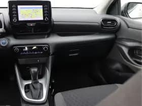 Toyota Yaris 1.5 Hybrid Dynamic | 1e eigenaar | Camera | Navigatie | LED thumbnail 19