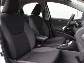 Toyota Yaris 1.5 Hybrid Dynamic | 1e eigenaar | Camera | Navigatie | LED thumbnail 20