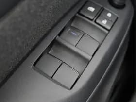 Toyota Yaris 1.5 Hybrid Dynamic | 1e eigenaar | Camera | Navigatie | LED thumbnail 24