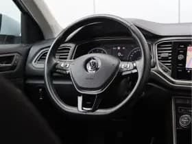 Volkswagen T-Roc 1.0 TSI Style | Camera | Trekhaak | Navigatie | Org. NL thumbnail 20
