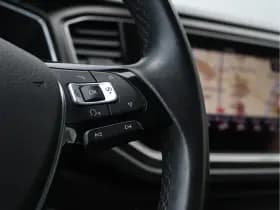 Volkswagen T-Roc 1.0 TSI Style | Camera | Trekhaak | Navigatie | Org. NL thumbnail 32